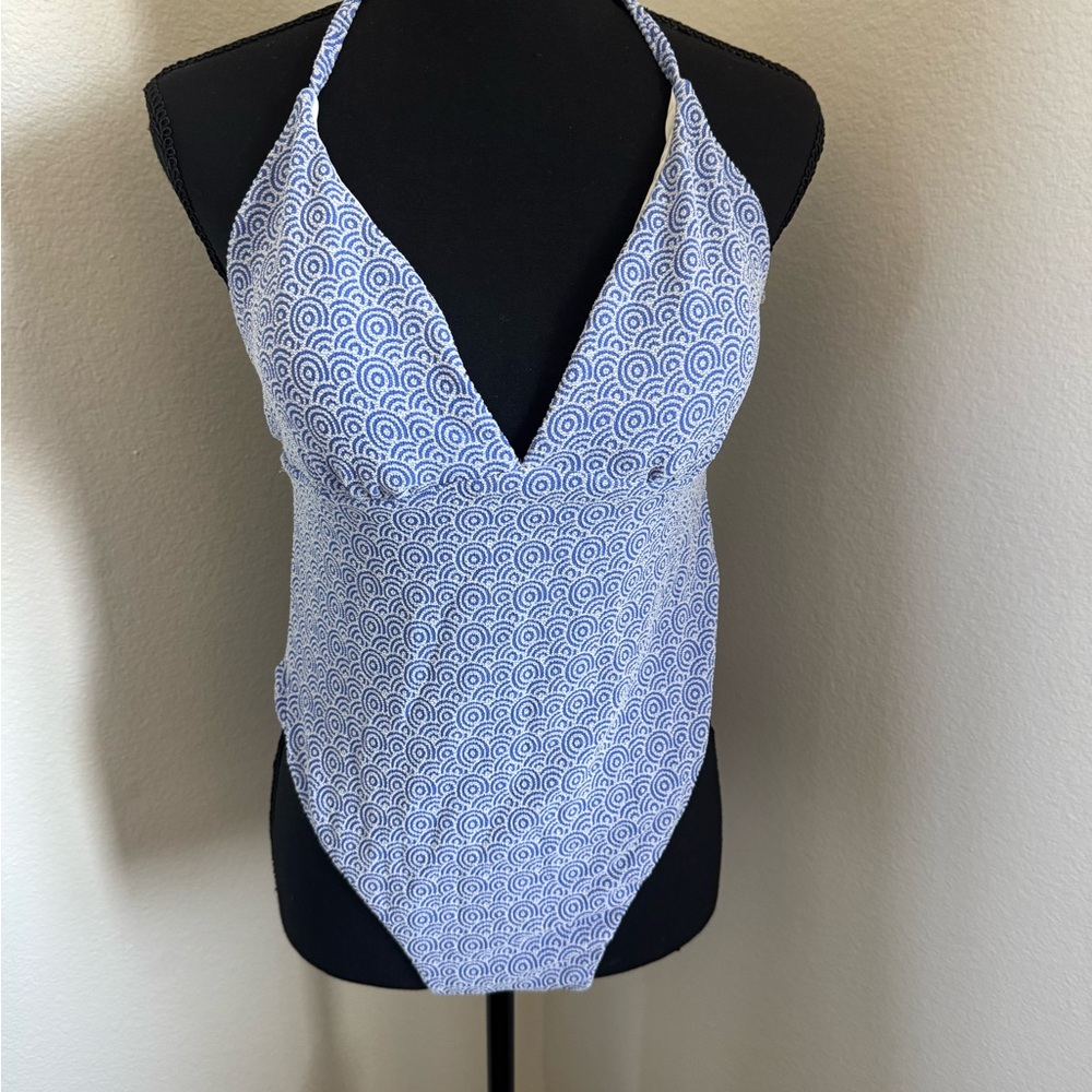 Berlook XL Blue and White Halter Swimsuit Top